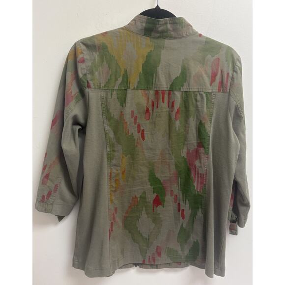 Chico's Zenergy Women Size 1 (M 8/10) Green Multicolor Zip Front Utility Jacket - Picture 2 of 6